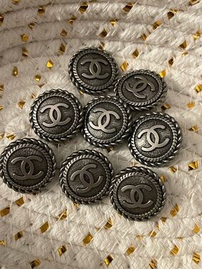 Set of 8 Chanel Buttons